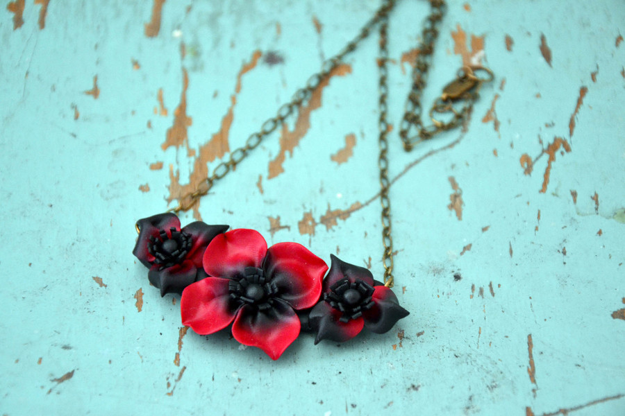 Poppy flower polymer clay necklace 1
